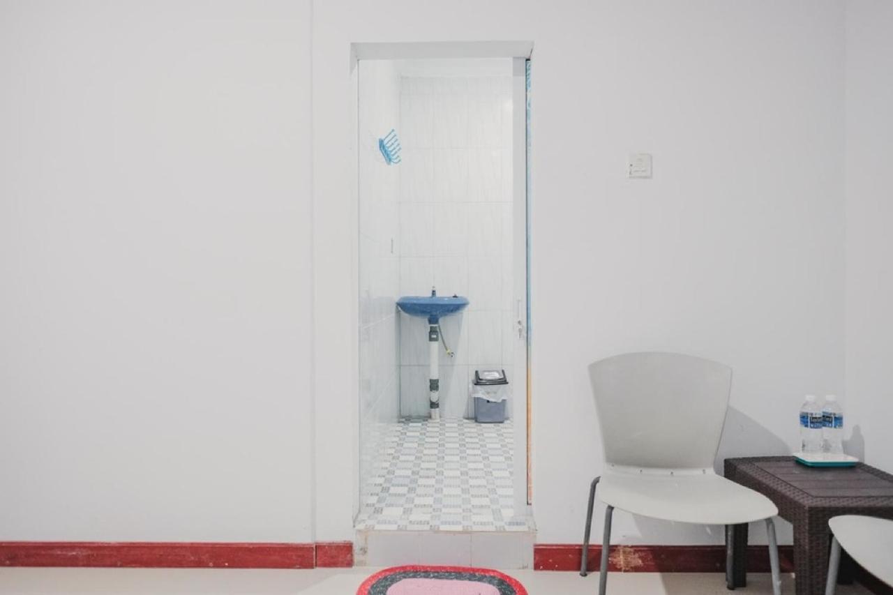 Hotel Reddoorz Near Nagoya Hill Batam 4 Jodoh  Exterior foto