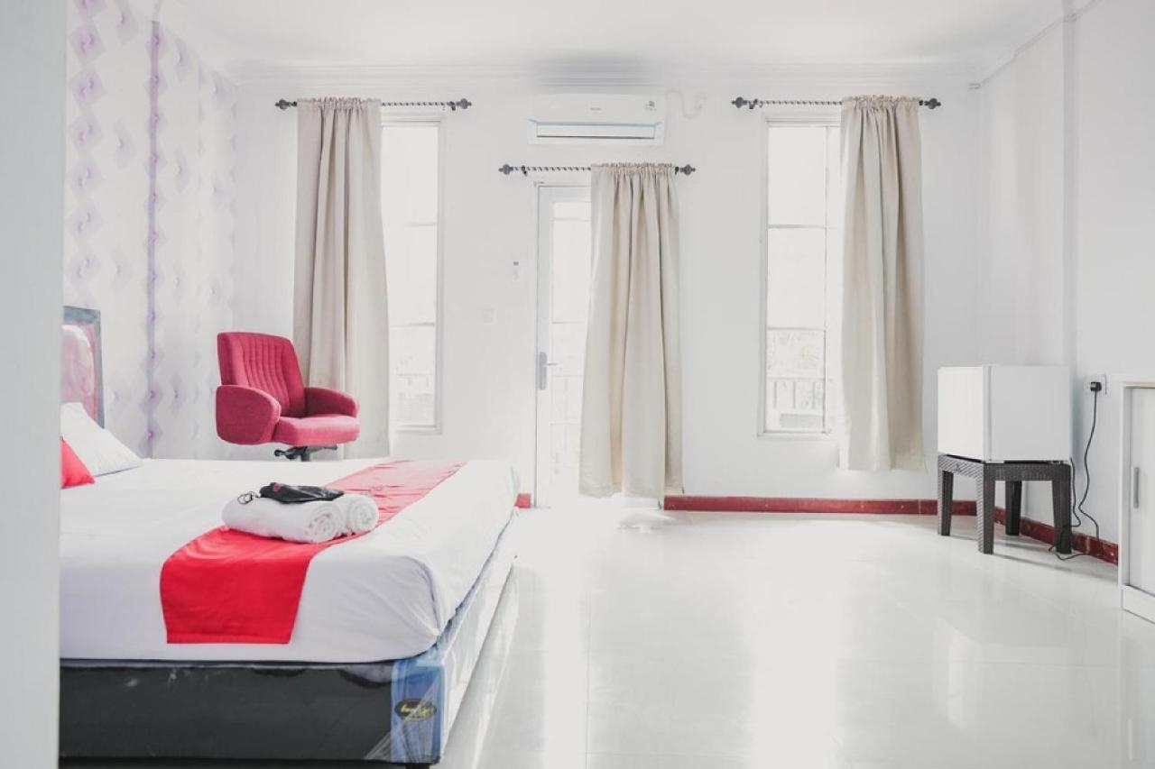 Hotel Reddoorz Near Nagoya Hill Batam 4 Jodoh  Exterior foto